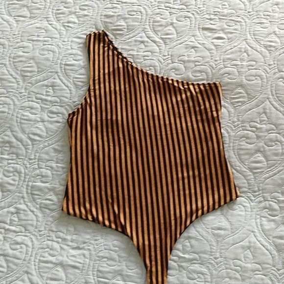 Nordstrom rack Bodysuit NWOT - Picture 1 of 5
